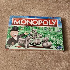 Hasbro Monopoly C1009 Property Trading Game Sealed in Original Packaging NIB